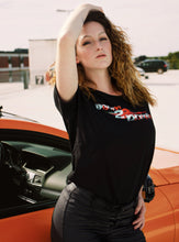 Lade das Bild in den Galerie-Viewer, BORN2DRIVE WOMEN SHIRT